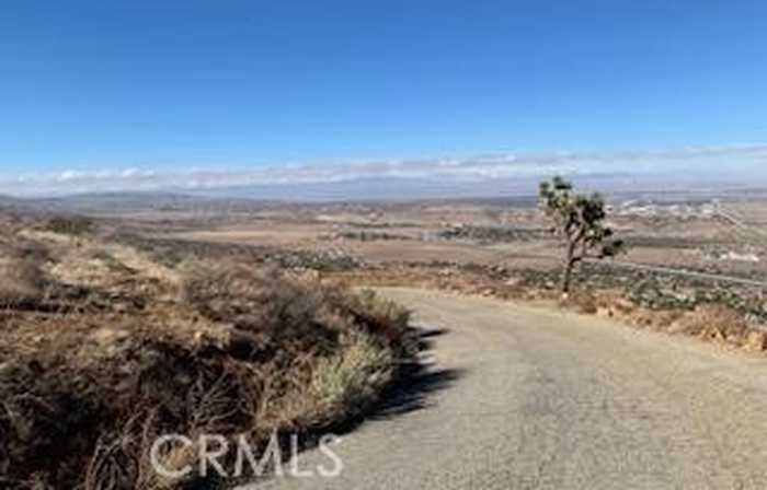 photo 3: Sky Vista Terrace, Palmdale CA 93551