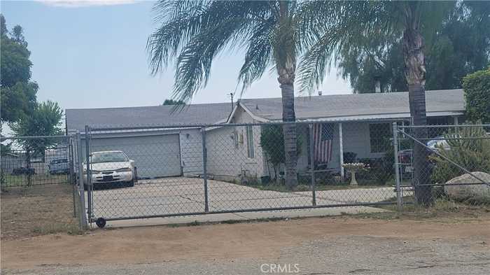 photo 1: 477 COUNTY LINE Road, Calimesa CA 92320