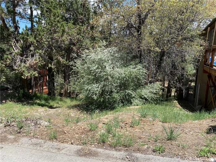 photo 1: Imperial Avenue, Sugarloaf CA 92386