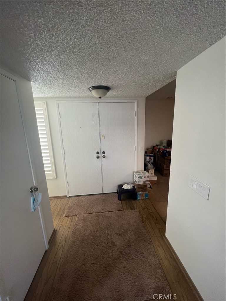 photo 3: 939 W 19th Street, Costa Mesa CA 92627