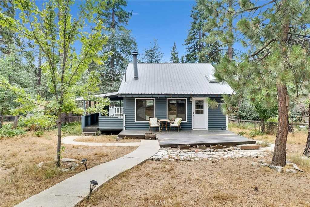 photo 3: 54445 Live Oak Drive, Idyllwild CA 92549