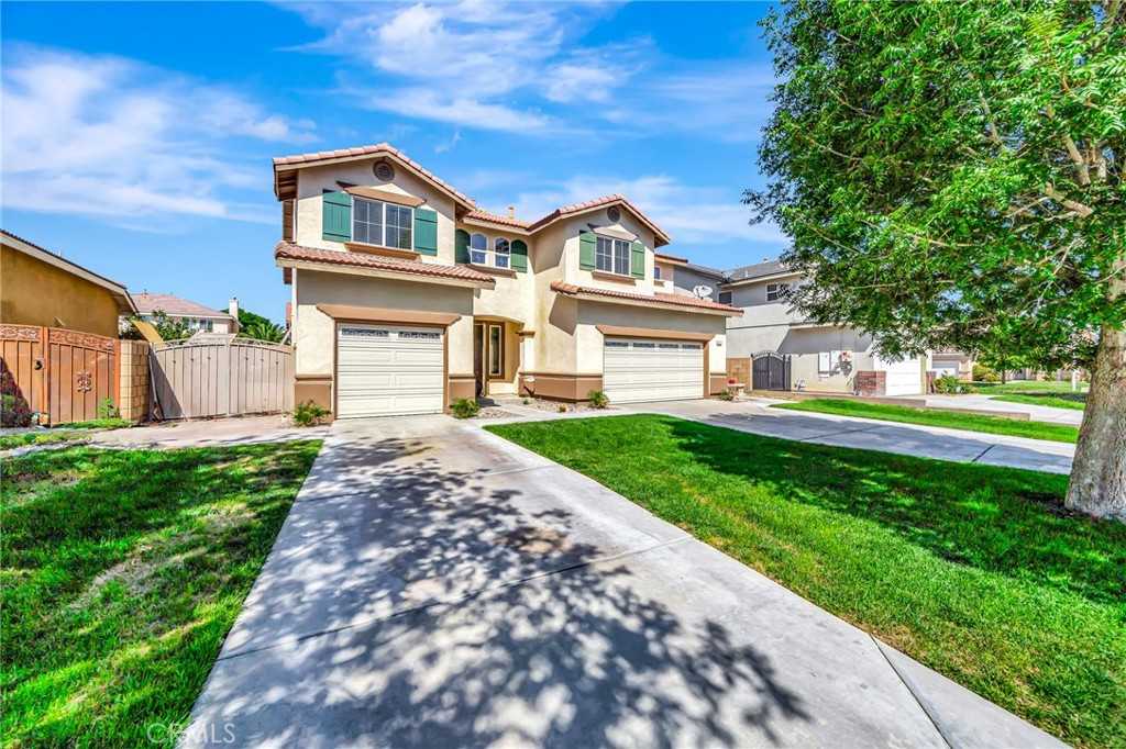 photo 3: 43725 46th Street W, Lancaster CA 93536