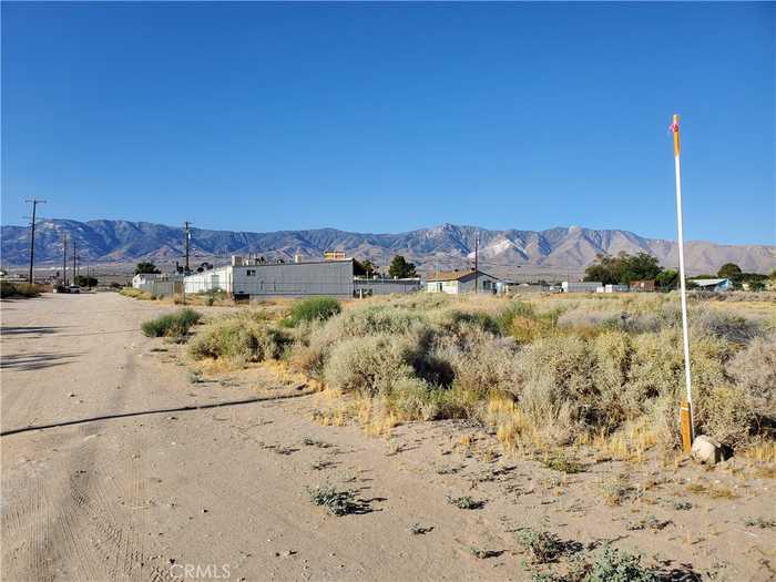 photo 1: 10600 Oracle Road, Lucerne Valley CA 92356