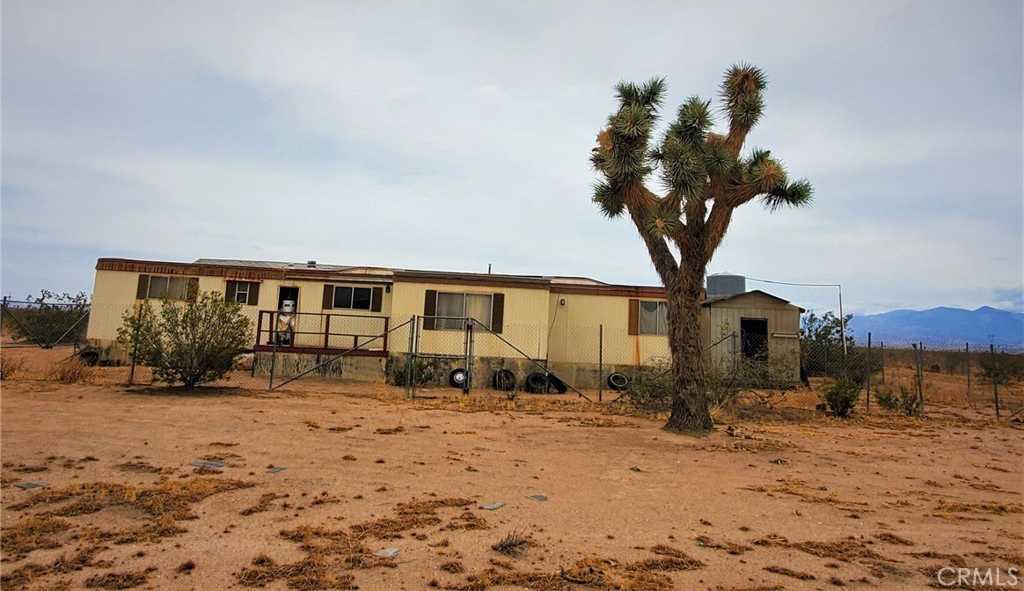 photo 2: 8746 Cactus Road, Adelanto CA 92301