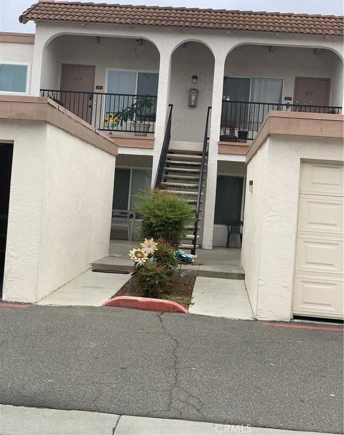 photo 1: 119 Candice Place, Vista CA 92083