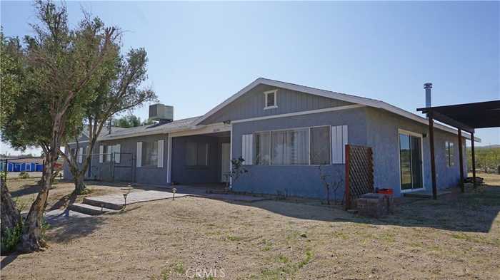 photo 2: 28280 Cochise Avenue, Barstow CA 92311