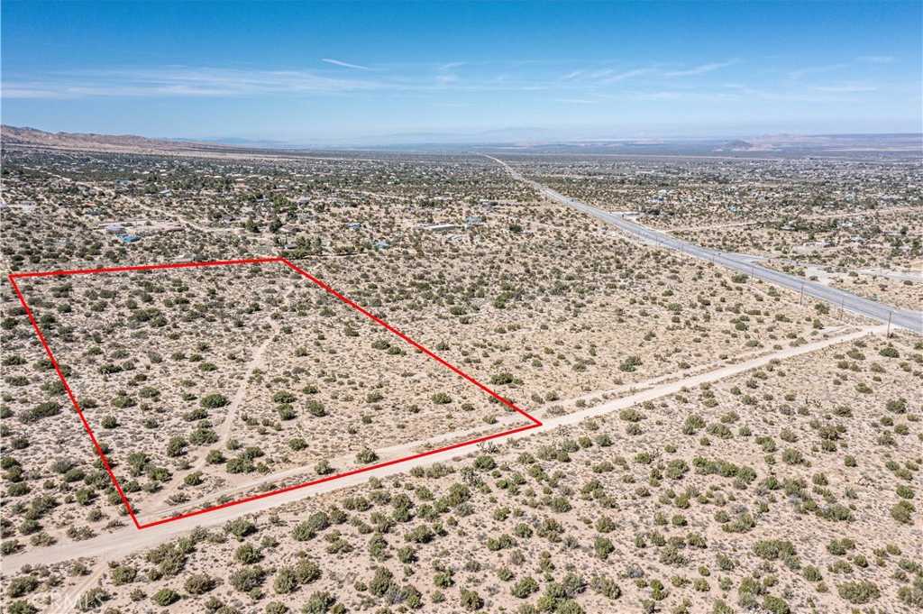 photo 3: Silver Rock Lot 01 Road, Pinon Hills CA 92372