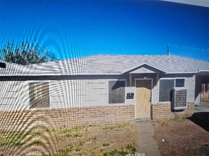 photo 1: 518 N Eucalyptus Avenue, Blythe CA 92225