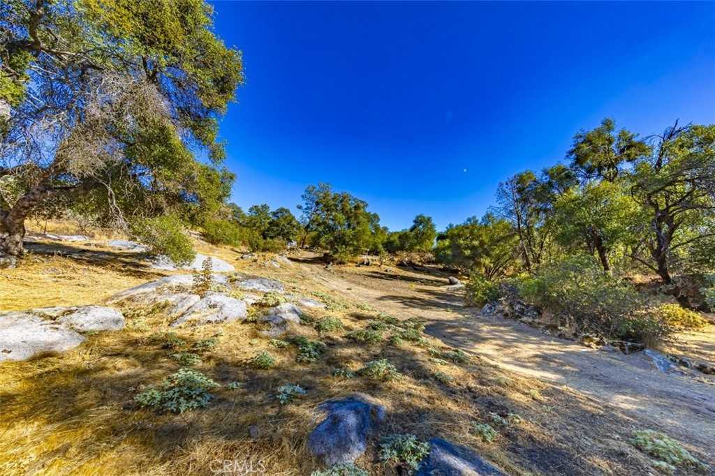 photo 2: 4200 Silver Lane Road, Mariposa CA 95338