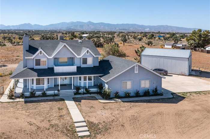 photo 1: 9203 Hollister Road, Phelan CA 92371