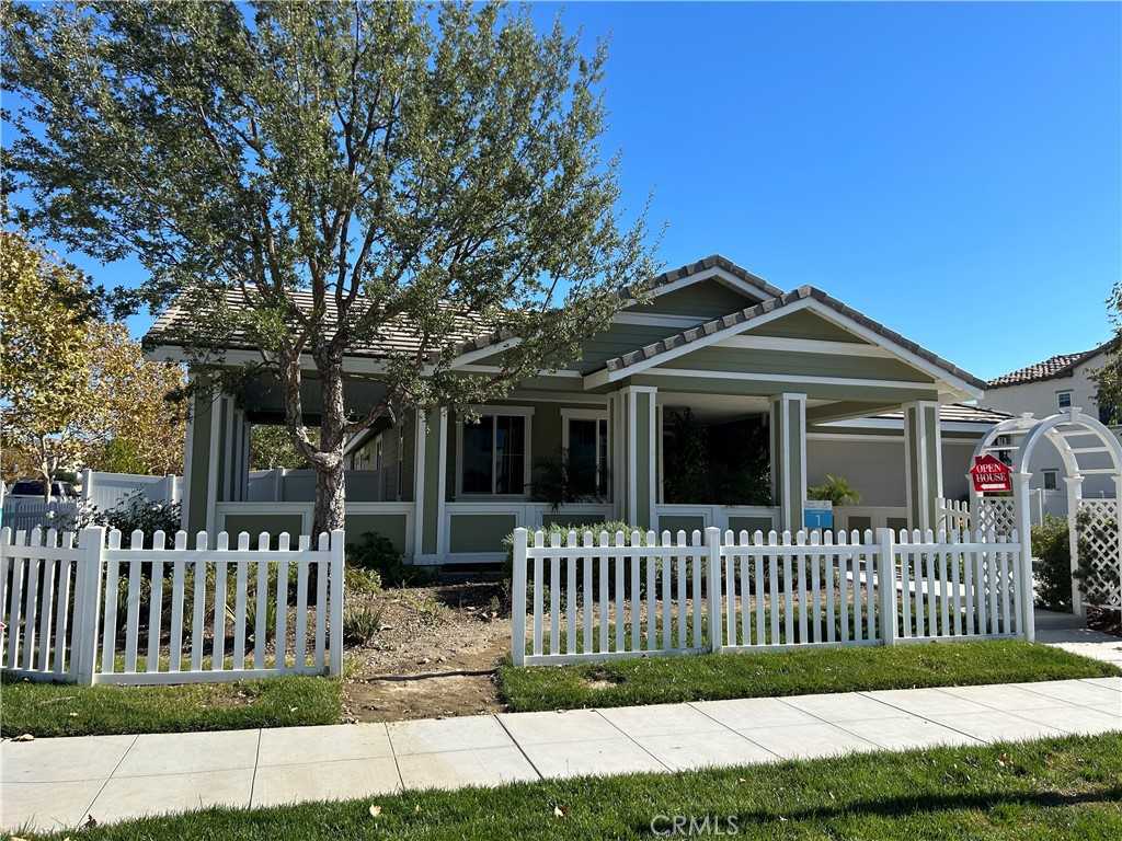 photo 1: 74 Teakwood Street, Fillmore CA 93015