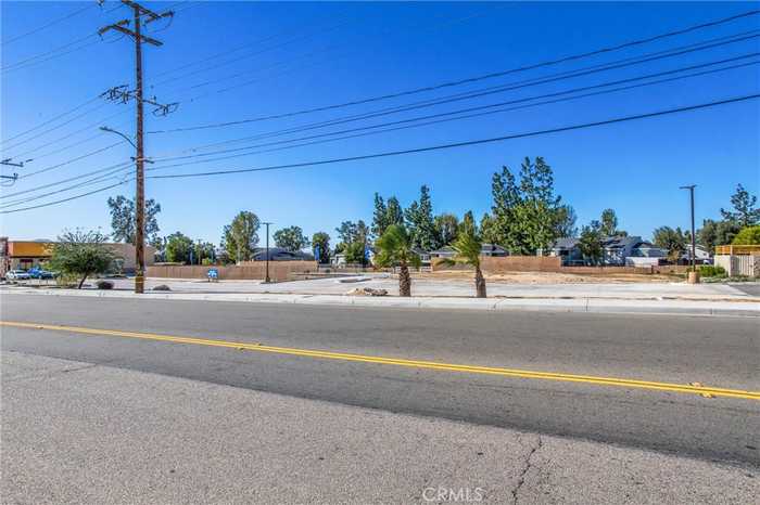 photo 20: 2239 N Arden Avenue, San Bernardino CA 92404