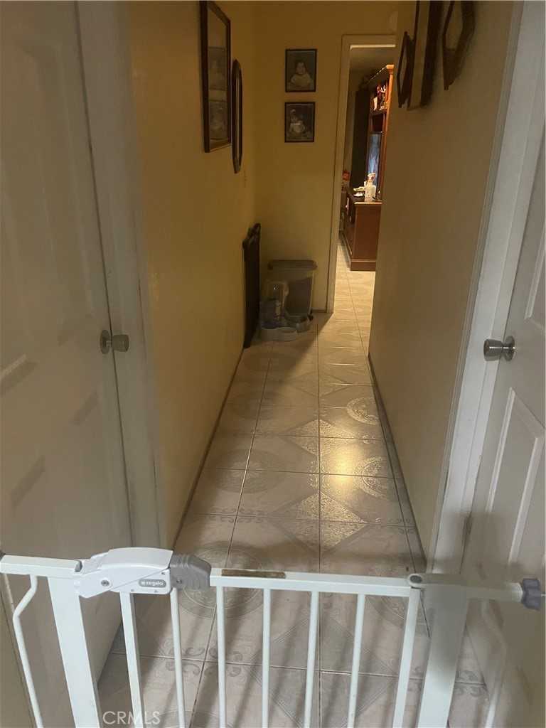 photo 3: 137 W 214th Street, Carson CA 90745