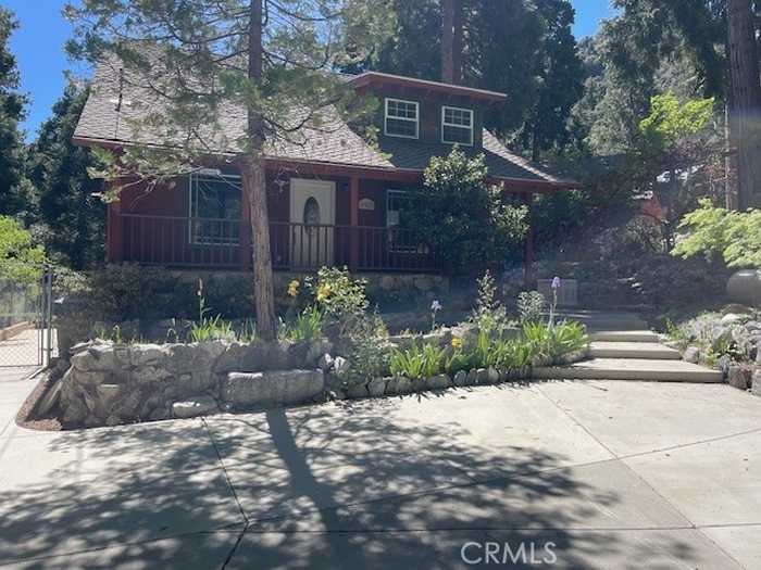 photo 1: 9367 Canyon Drive, Forest Falls CA 92339