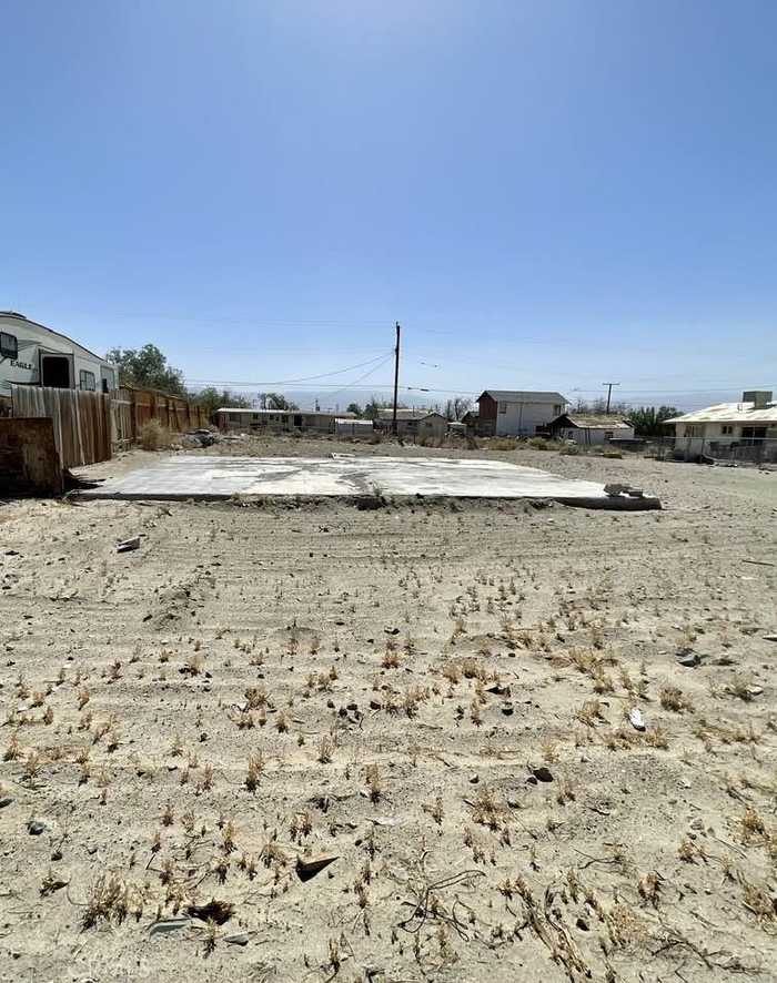 photo 13: 82475 2nd Street, Trona CA 93562