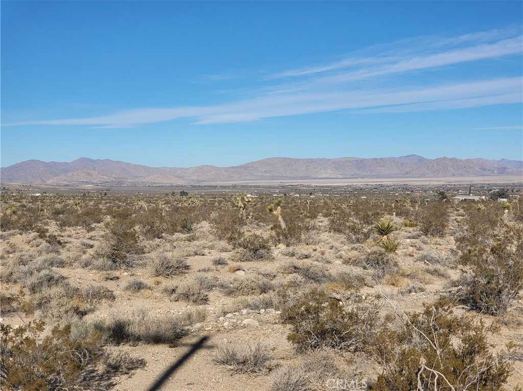 photo 2: Camp Rock 0449-651-44 Road, Lucerne Valley CA 92356