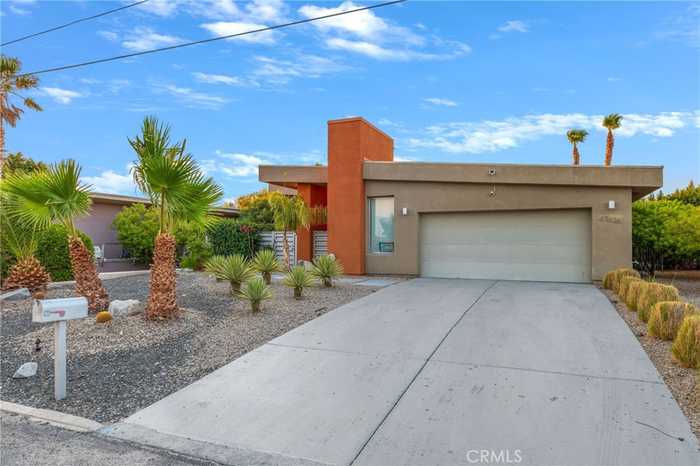 photo 2: 67626 Yaqui Lane, Desert Hot Springs CA 92241