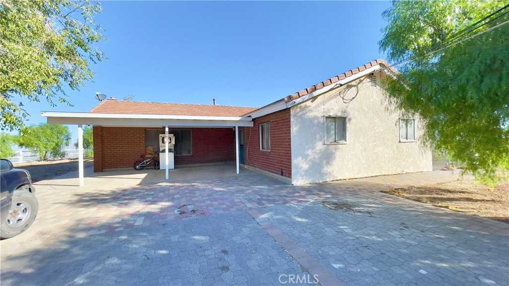 photo 3: 2215 Moonshadow Ranch Road, Palmdale CA 93550