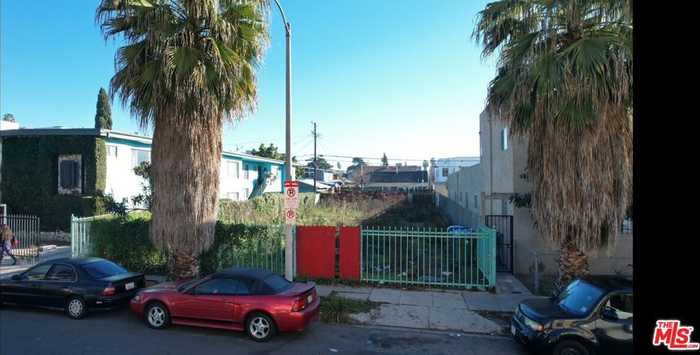 photo 4: 1222 N Beachwood Drive, Los Angeles CA 90038