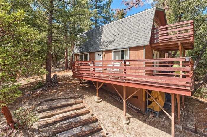 photo 1: 53062 Walters Drive, Idyllwild CA 92549