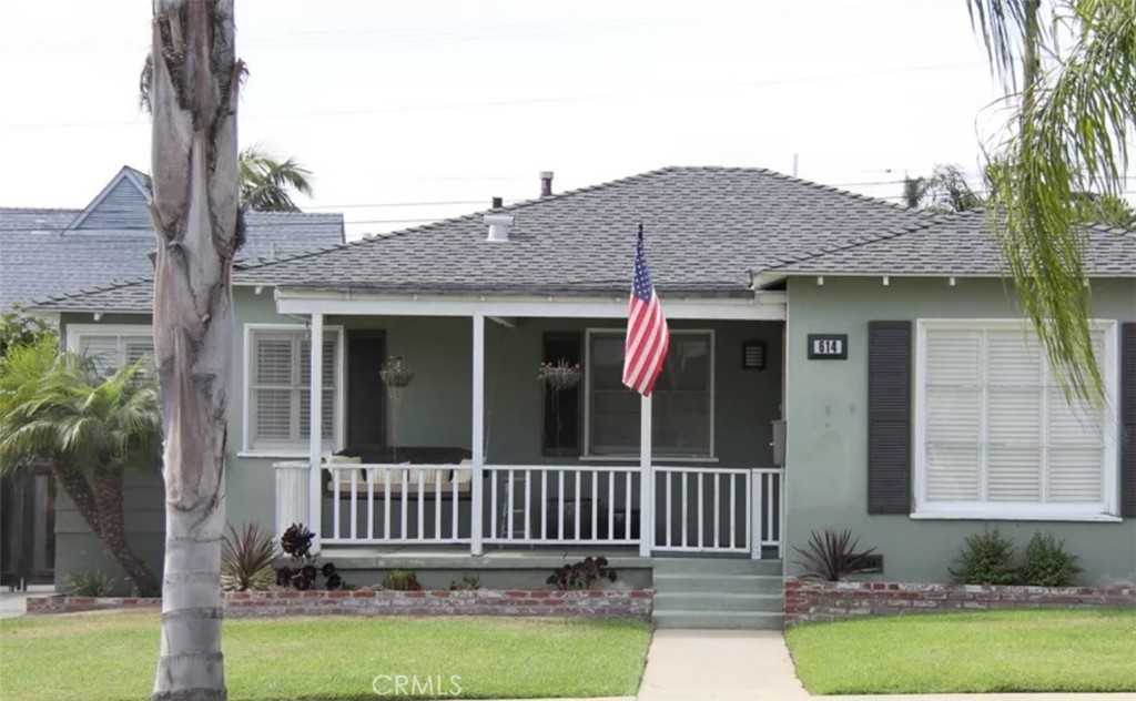 photo 1: 614 Stanley Street, Oceanside CA 92054