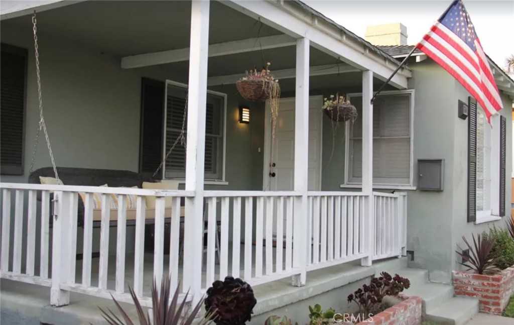 photo 2: 614 Stanley Street, Oceanside CA 92054