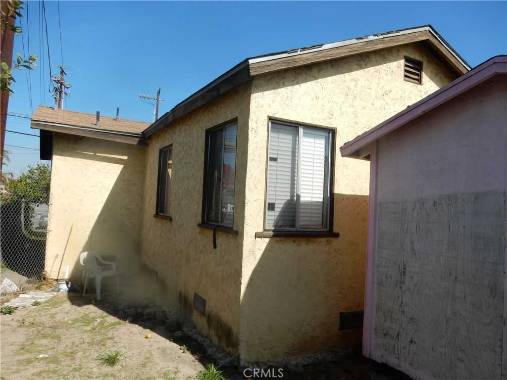 photo 3: 4546 santa ana, Cudahy CA 90201