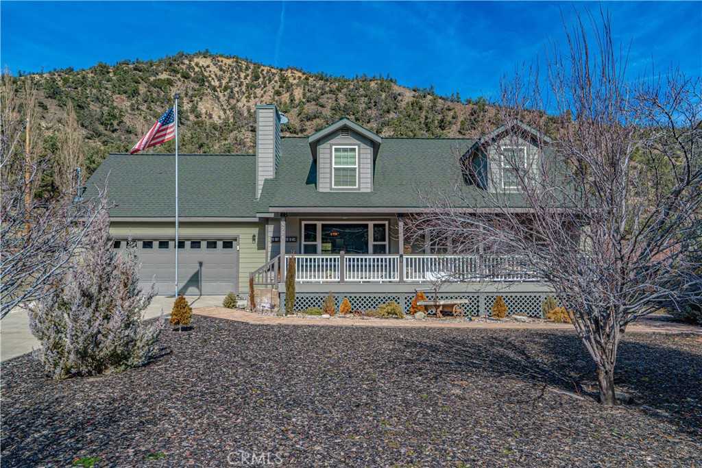 photo 1: 15223 Nesthorn Way, Pine Mountain Club CA 93225