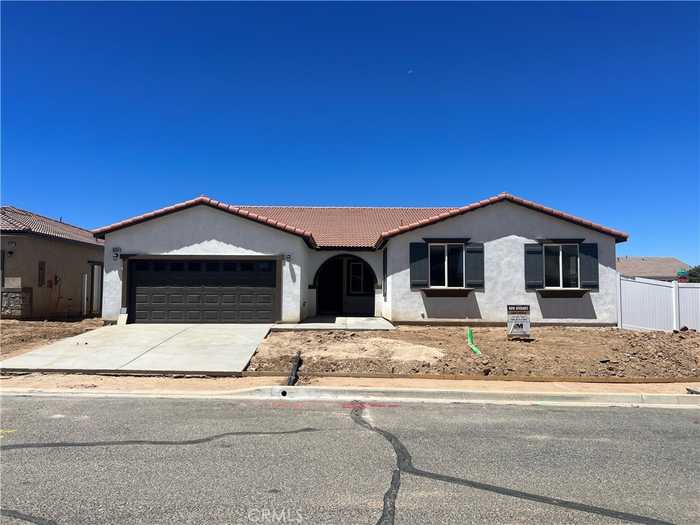 photo 1: 8534 Stockton Avenue, Hesperia CA 92344