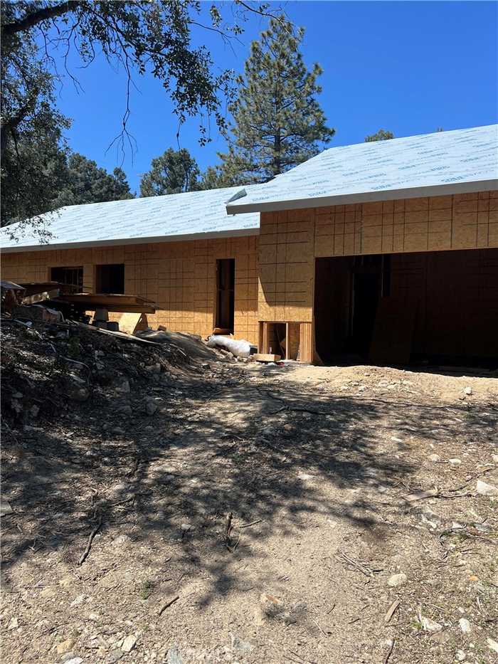 photo 1: 15808 Zurich Way, Pine Mountain Club CA 93222