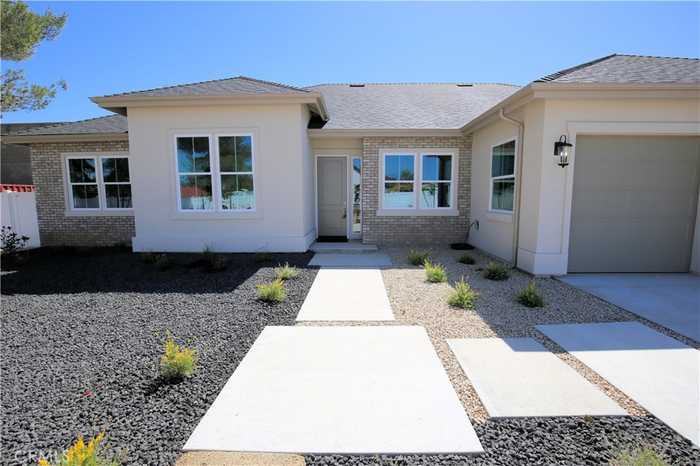 photo 2: 2050 Prospect Ave, Paso Robles CA 93446