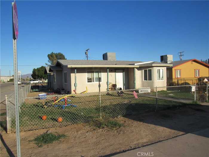 photo 1: 202 S 5th Street, Blythe CA 92225