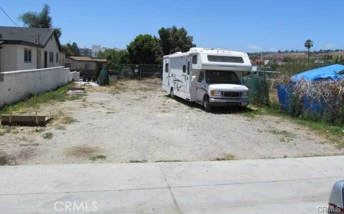 photo 1: 1352 W 4th Street, San Pedro CA 90732