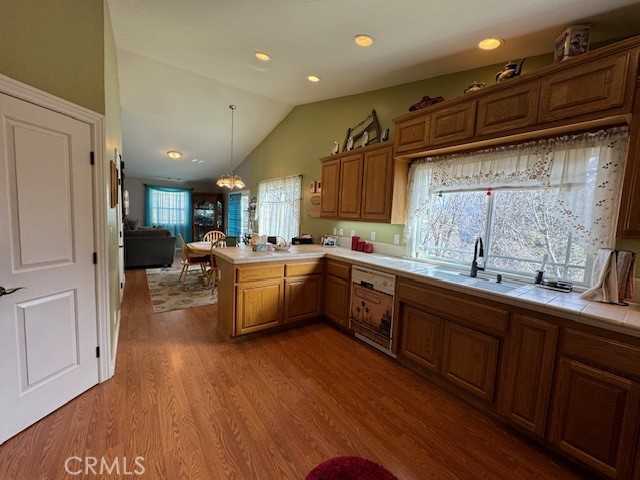 photo 3: 235 Darfo Court, Crestline CA 92325