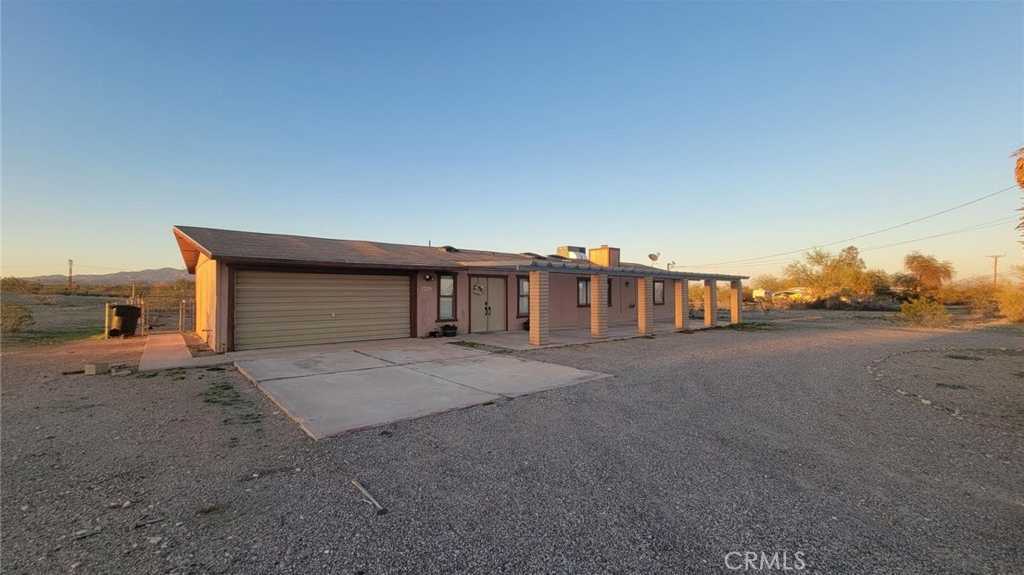 photo 1: 6912 Rio Vista Drive, Big River CA 92242