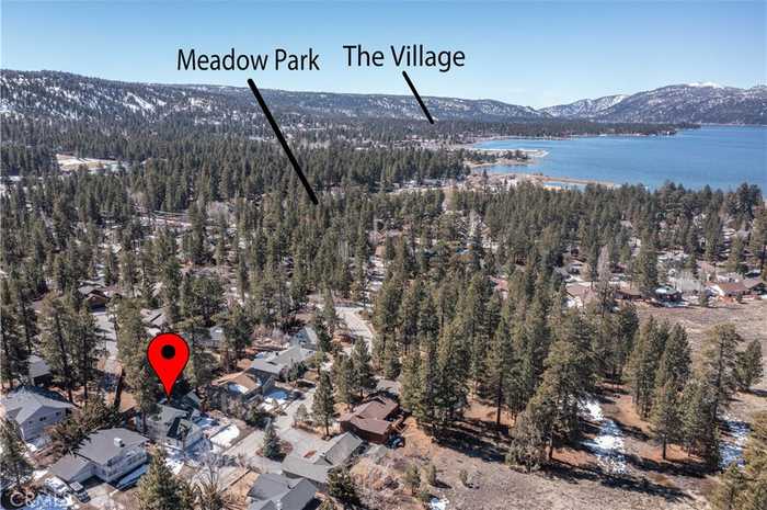 photo 2: 41569 Swan Drive Drive, Big Bear Lake CA 92315