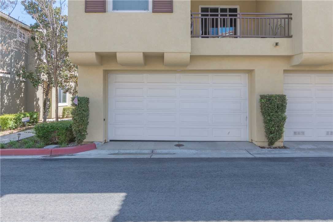 photo 2: 35840 Satterlie Lane Unit 3, Murrieta CA 92562