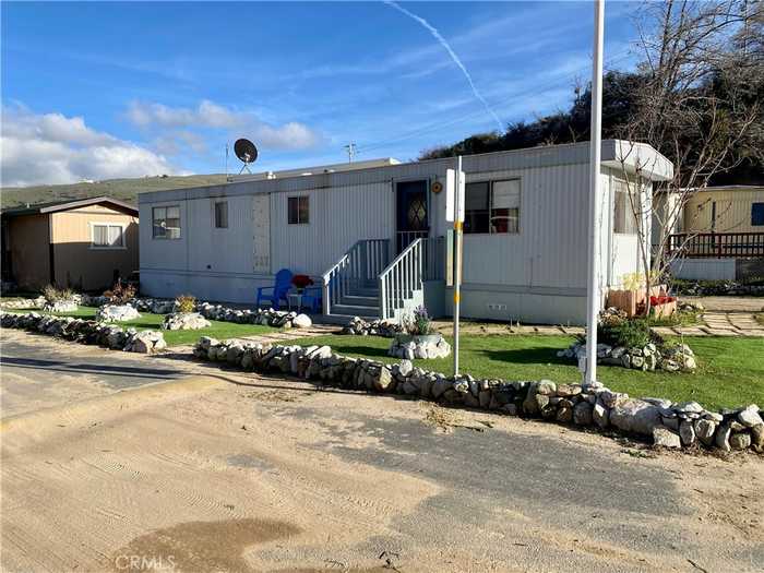 photo 1: 657 Lebec Unit 42, Lebec CA 93243