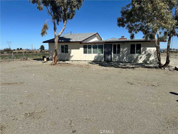 photo 2: 4656 Woodward Road, Phelan CA 92371