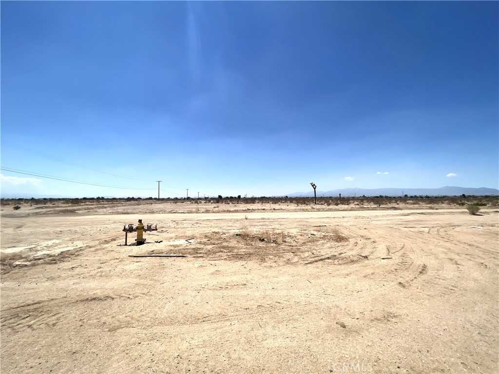 photo 1: Koala Road, Adelanto CA 92301