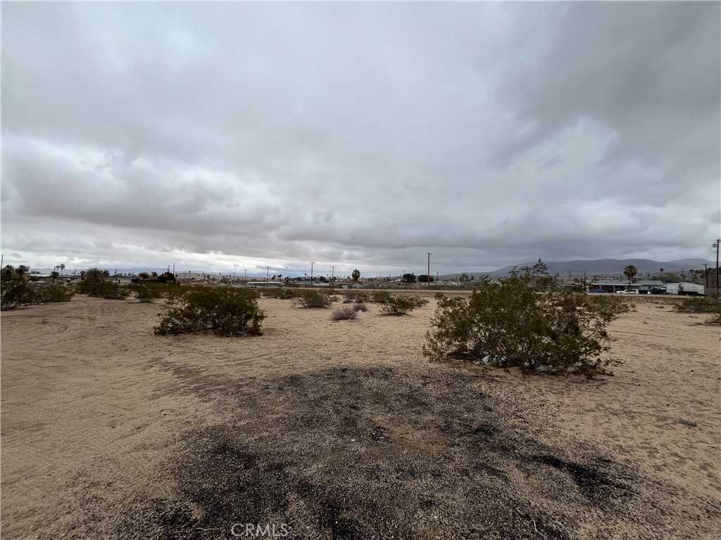 photo 2: Split Rock Avenue, 29 Palms CA 92277