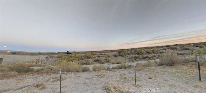 photo 2: 1 70th Street, Mojave CA 93501