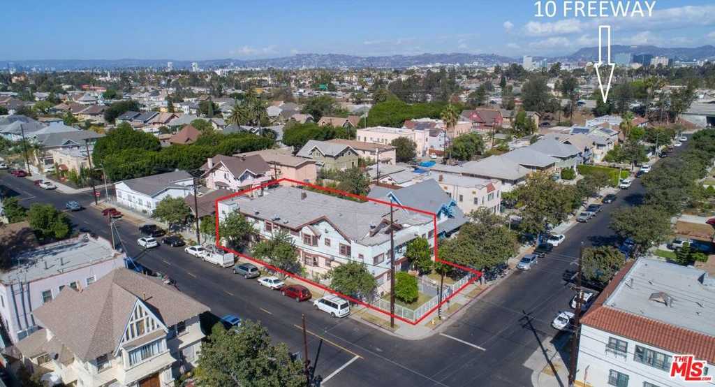 photo 3: 2327 S Budlong Avenue, Los Angeles CA 90007