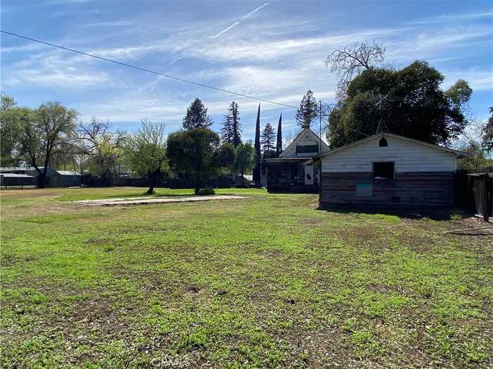 photo 2: 455 E 9th Avenue E, Chico CA 95926