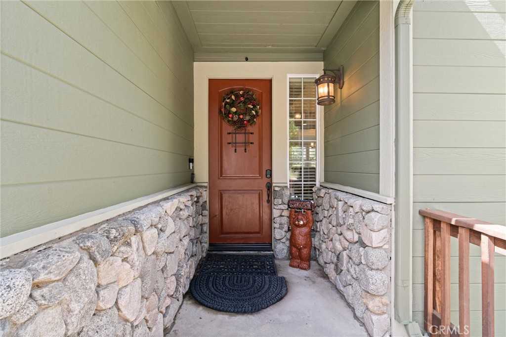 photo 3: 28449 Fresh Spring Lane, Lake Arrowhead CA 92352