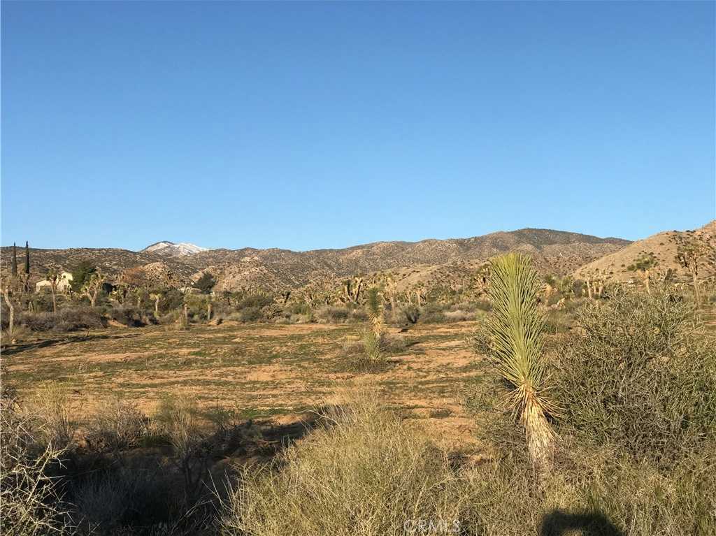 photo 1: Ox Yok Pass, Pioneertown CA 92268