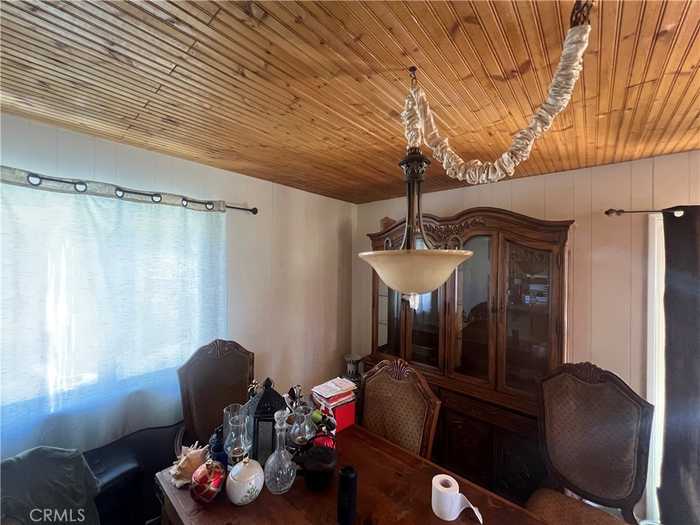 photo 1: 2033 Tulip Place, Pine Mountain Club CA 93222