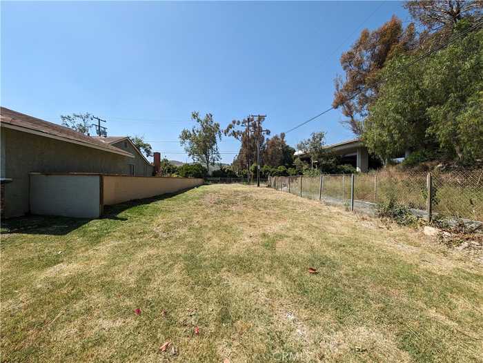 photo 1: 2761 1/2 Kellogg Park Drive, Pomona CA 91768