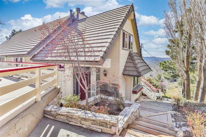 photo 2: 27720 St Bernard Lane, Lake Arrowhead CA 92352