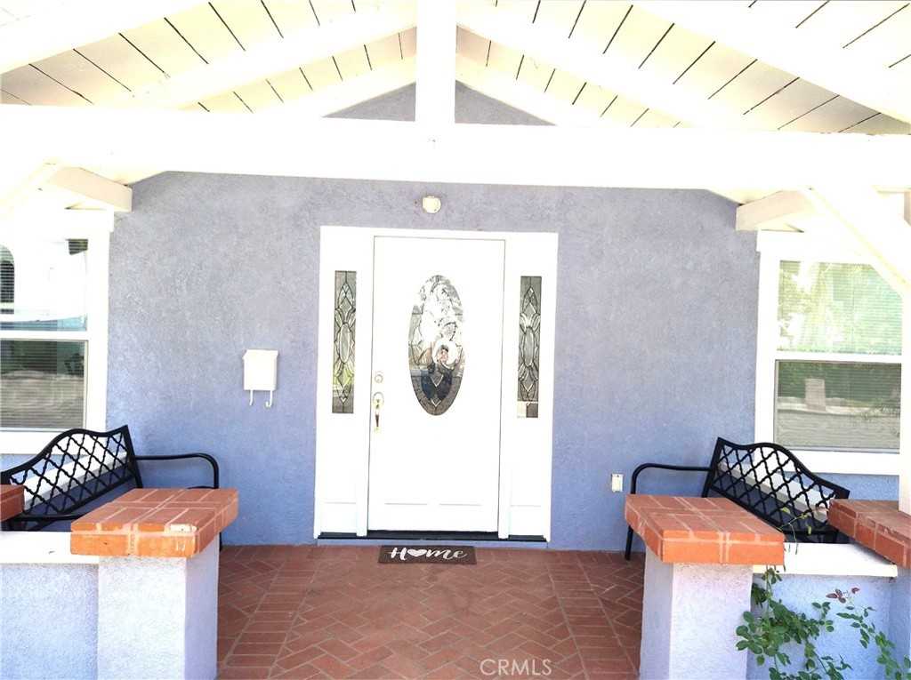 photo 3: 202 W 20th Street, Santa Ana CA 92706